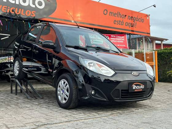FORD FIESTA 1.6 ROCAM SEDAN 8V FLEX 4P MANUAL